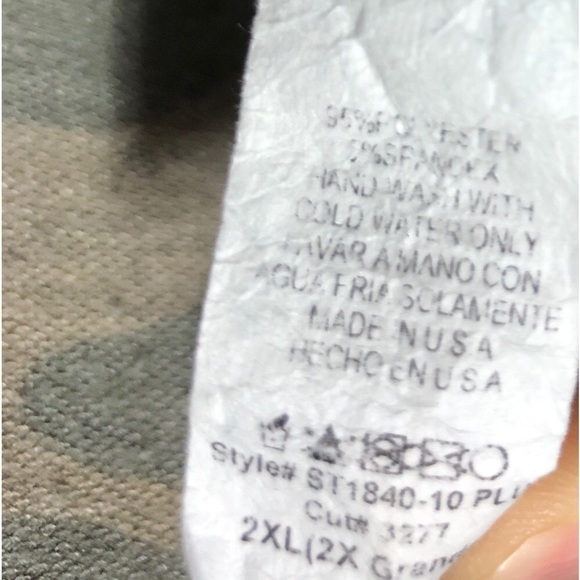 🪽Chic Soul Camouflage Sequin Mouth Lips Shirt - Picture 8 of 8